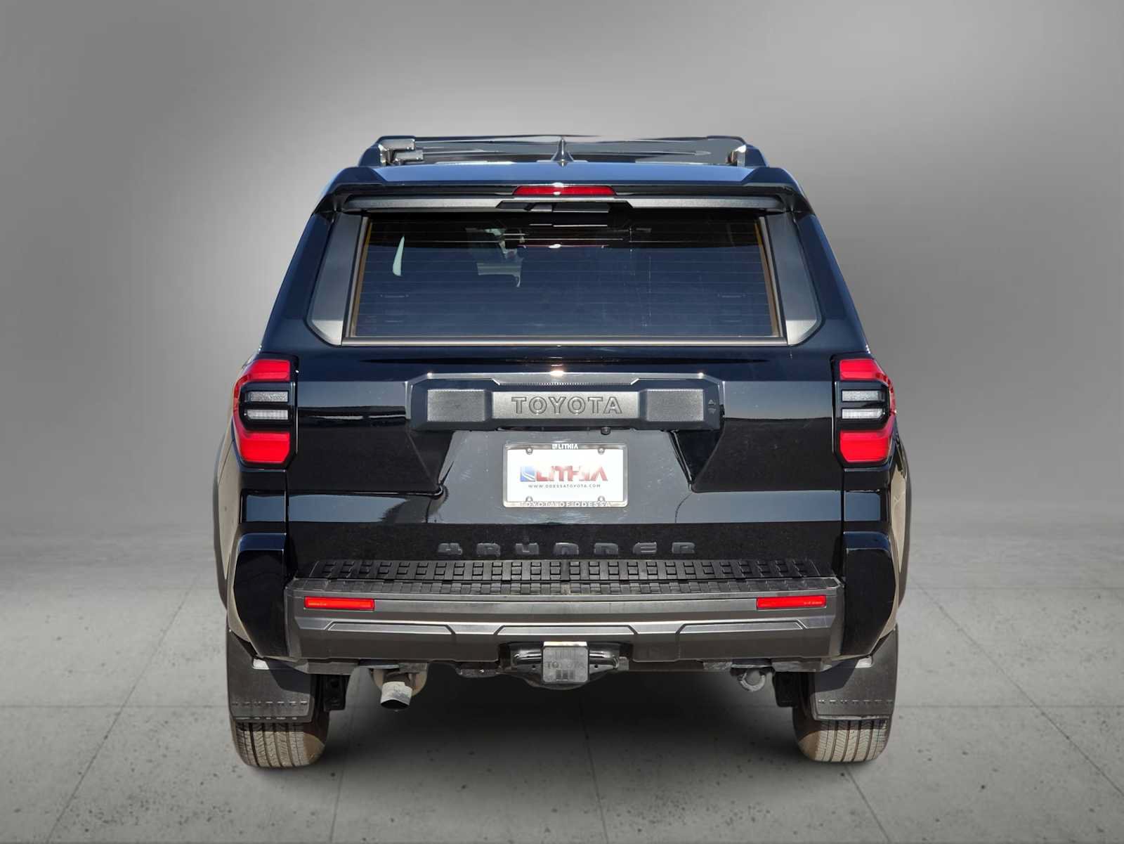 Used 2025 Toyota 4Runner SR5 AWD/4WD image 6