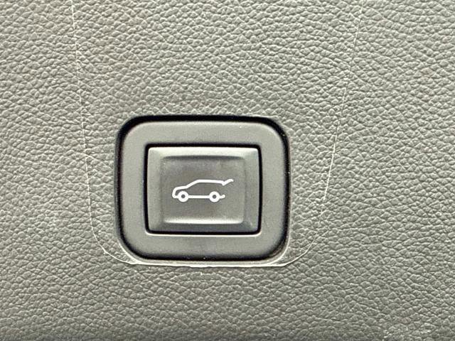 Used 2024 Chevrolet Traverse LT FWD image 32