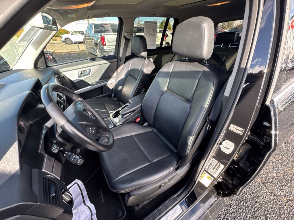 Used 2010 Mercedes-Benz GLK 350 2WD image 12