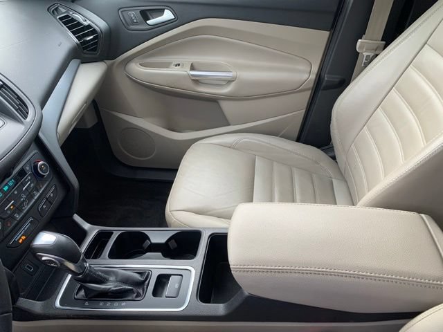 Used 2018 Ford Escape SEL FWD image 34