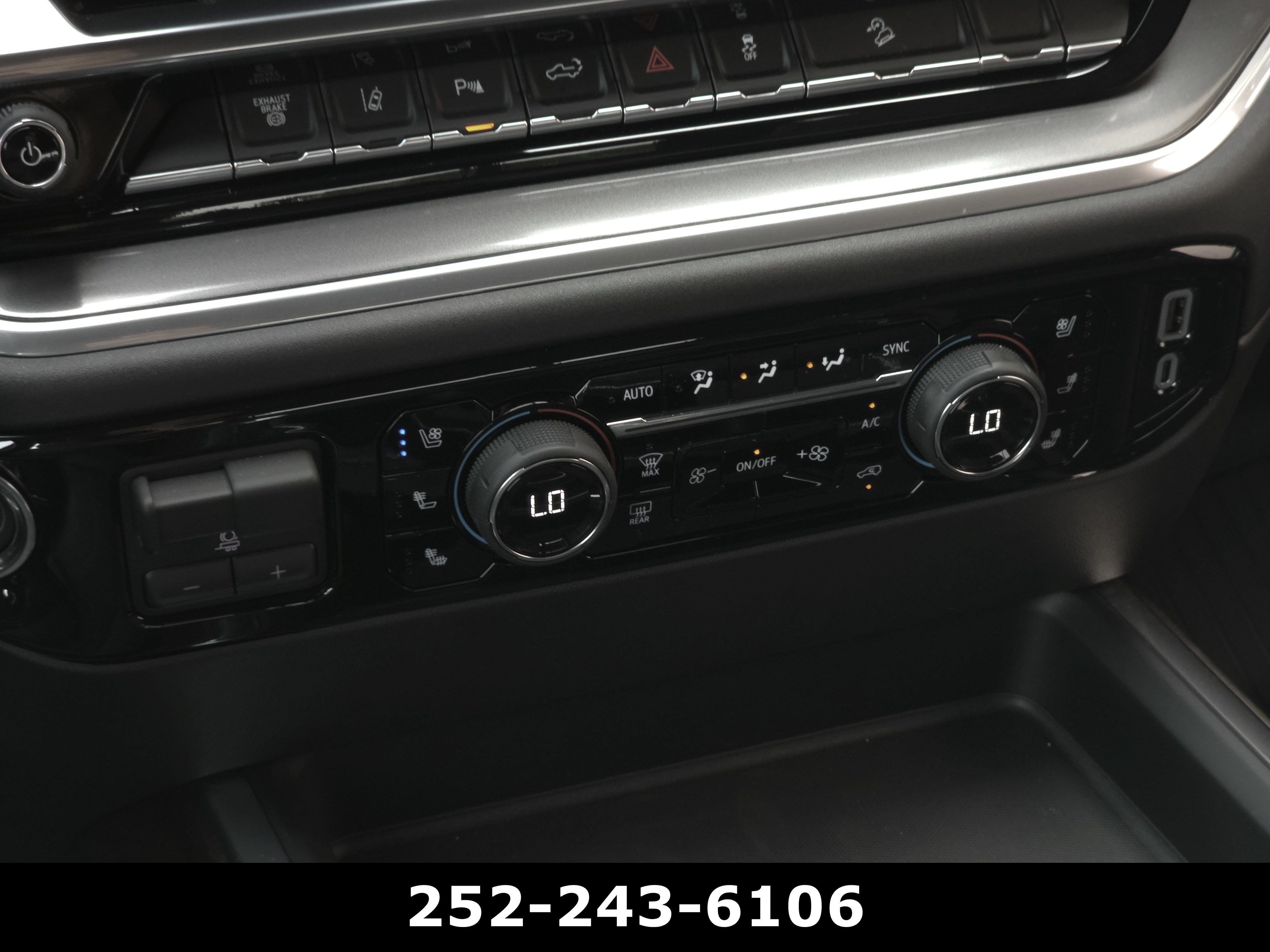 Used 2026 Chevrolet Silverado 2500 High Country w/ High Country Premium Package AWD/4WD image 16