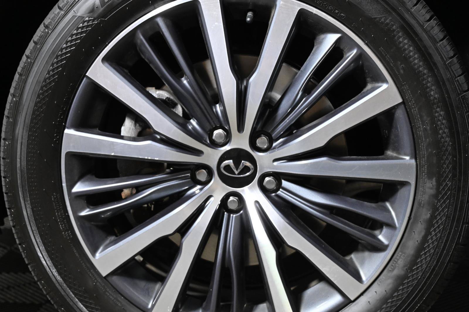Used 2023 INFINITI QX60 Autograph w/ Cargo Package AWD/4WD image 34