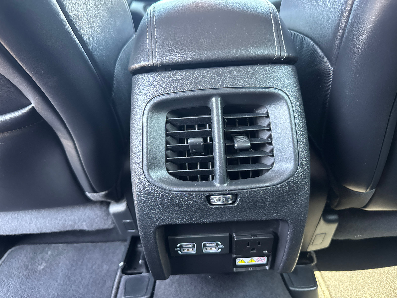 Used 2021 Jeep Cherokee Latitude Lux w/ Comfort/Convenience Group FWD image 7