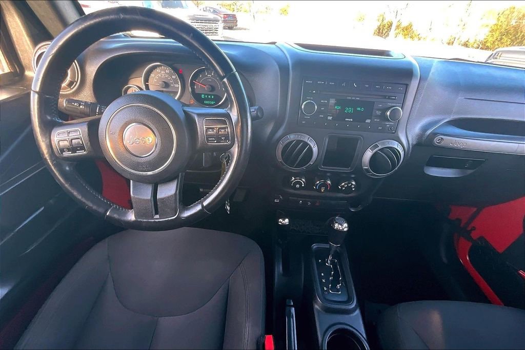 Used 2016 Jeep Wrangler Unlimited Willys image 14
