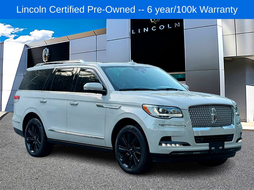 Used 2024 Lincoln Navigator Reserve AWD/4WD image 1
