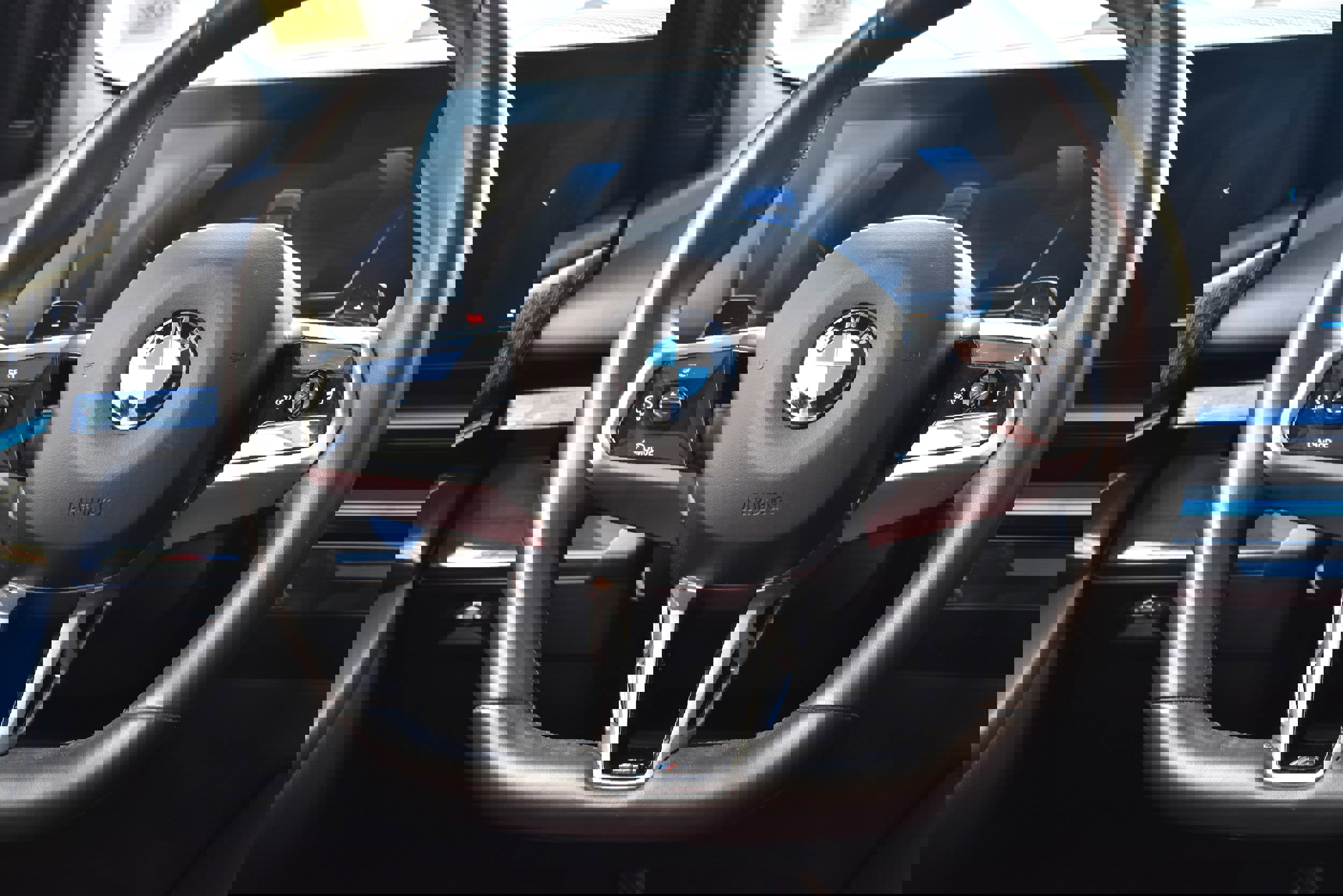 Used 2024 BMW 530i w/ M Sport Package image 31