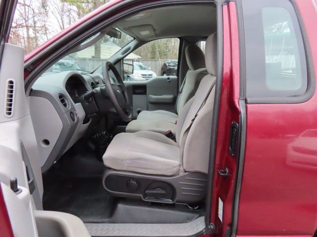 Used 2005 Ford F150 XL RWD image 14
