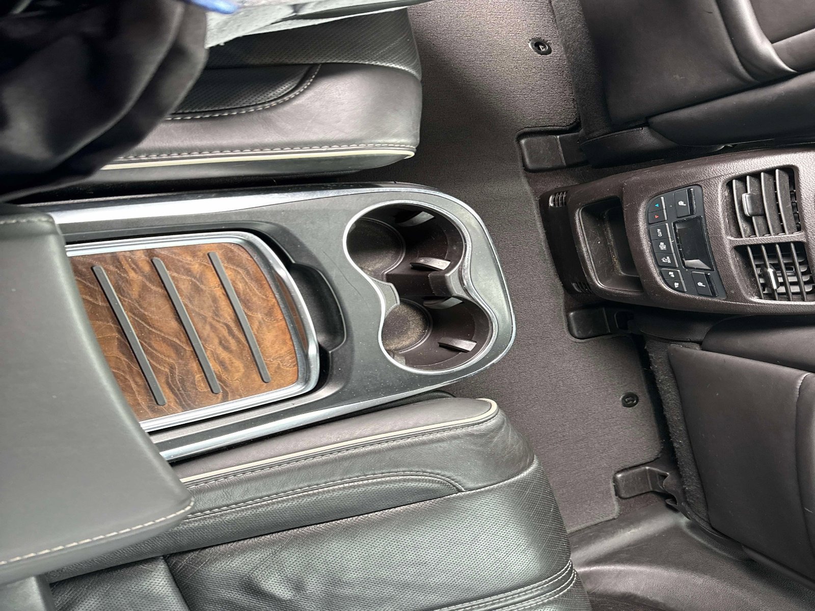 Used 2019 Acura MDX image 18