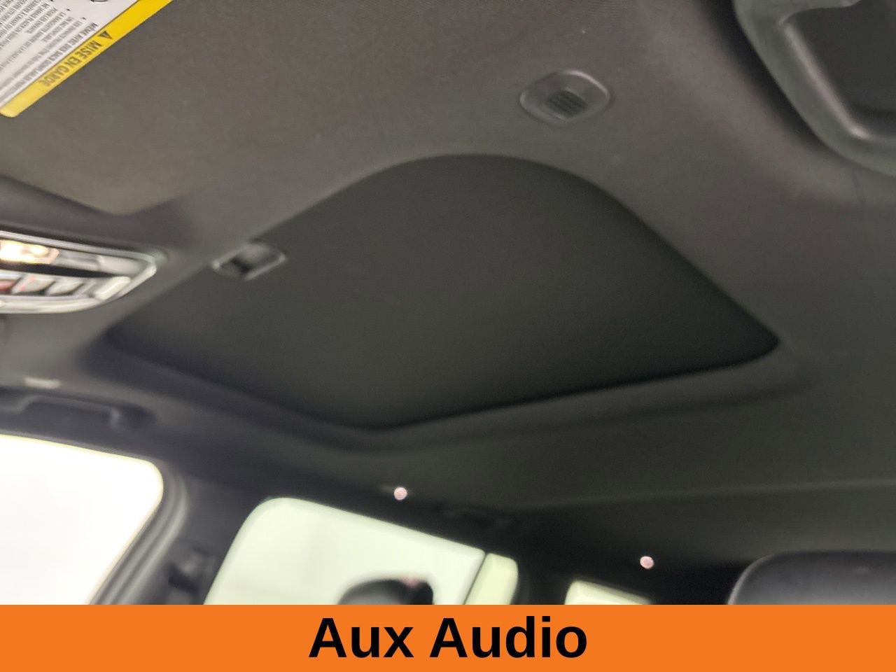 Used 2023 Jeep Grand Cherokee L Laredo image 10