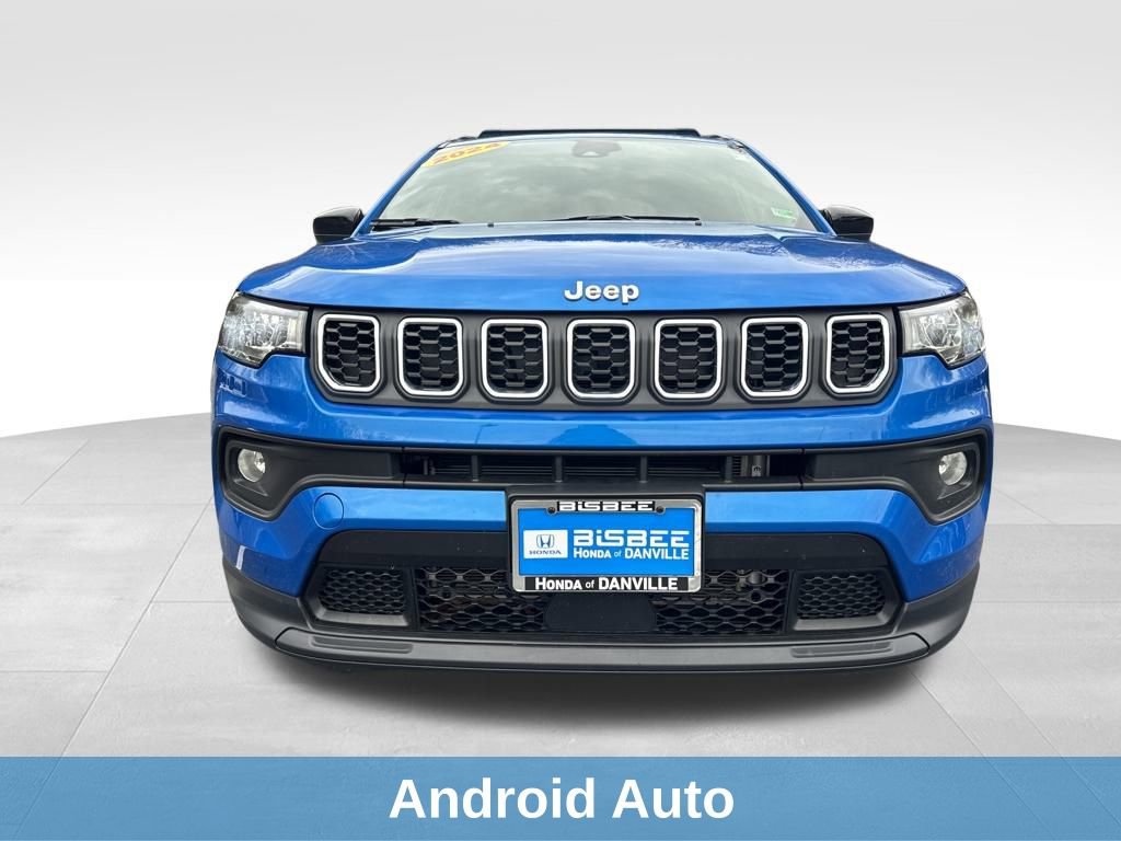 Used 2024 Jeep Compass Latitude image 11