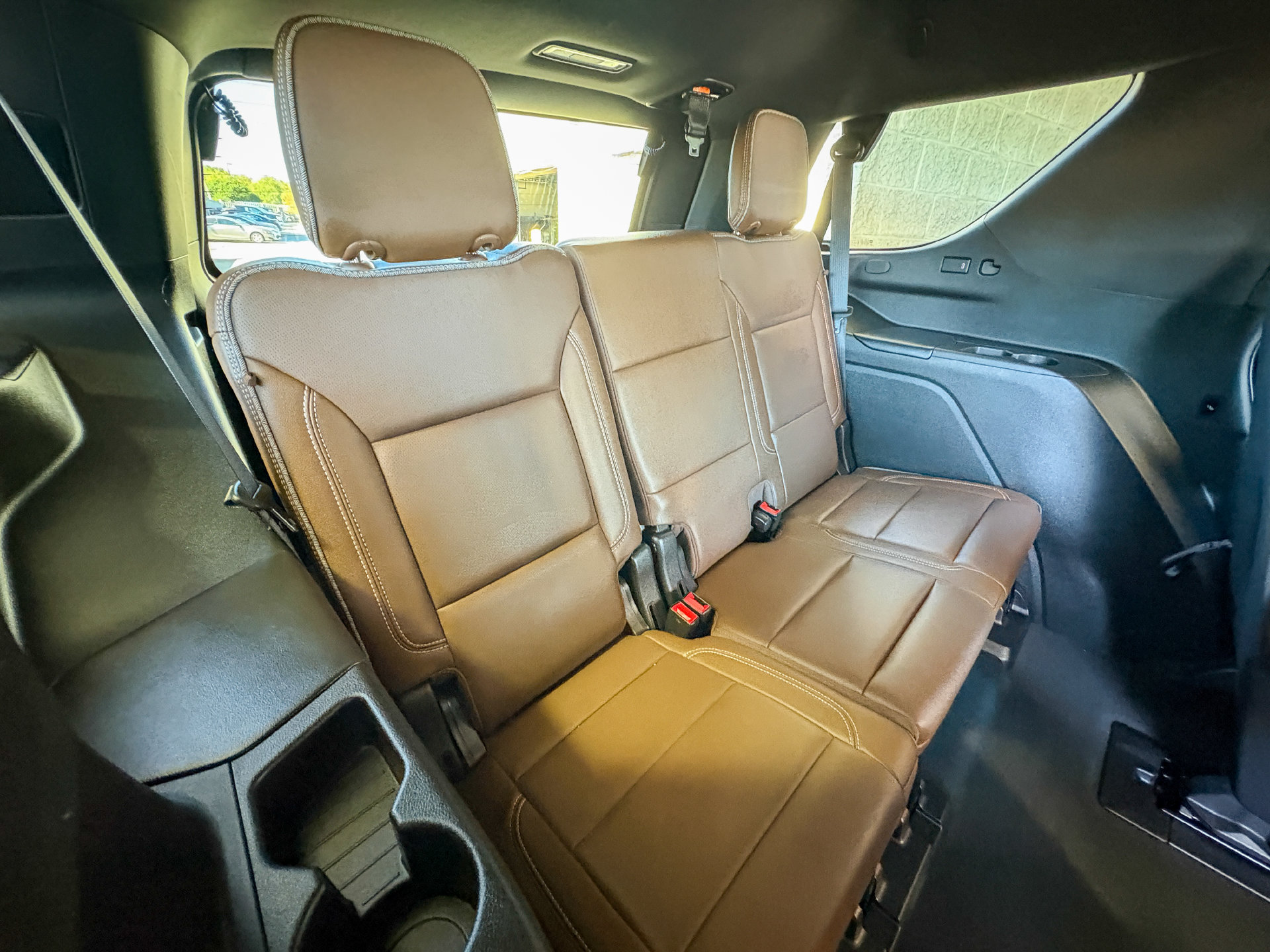 Used 2021 Chevrolet Tahoe High Country RWD image 30