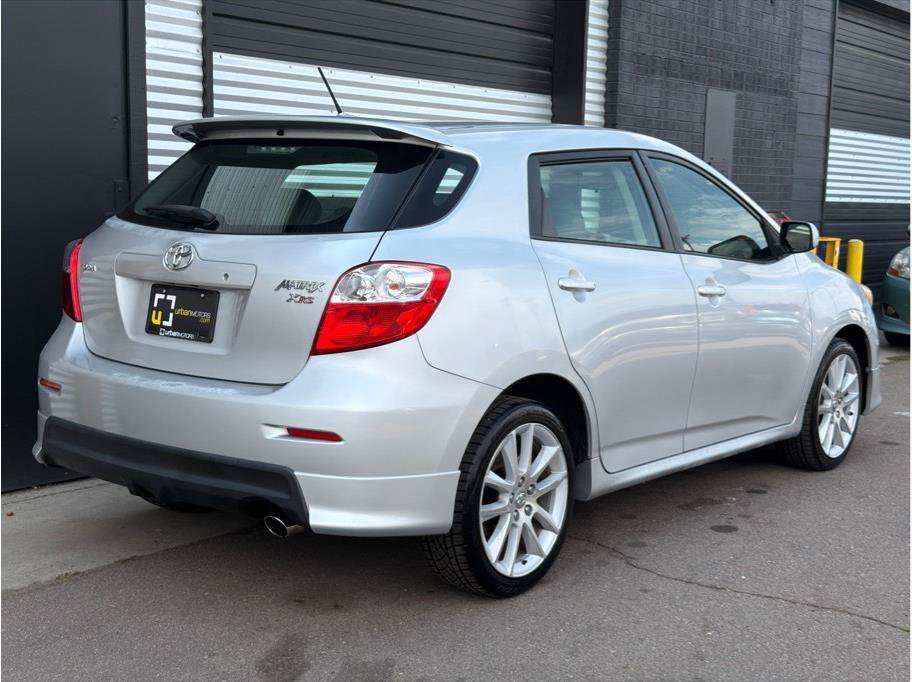 Used 2009 Toyota Matrix XRS FWD image 9
