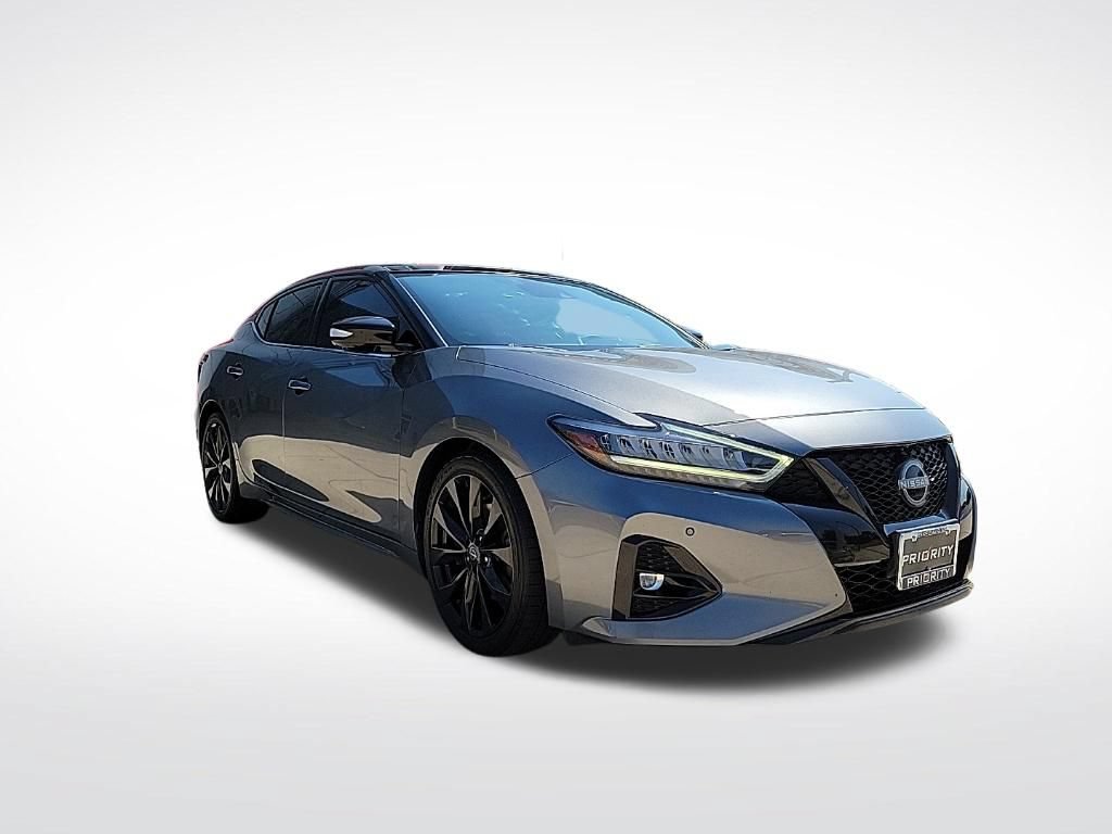 Used 2023 Nissan Maxima SR w/ Sport Mat Group FWD image 7