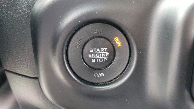 Used 2023 Jeep Wrangler Unlimited Sahara w/ LED Lighting Group AWD/4WD image 27
