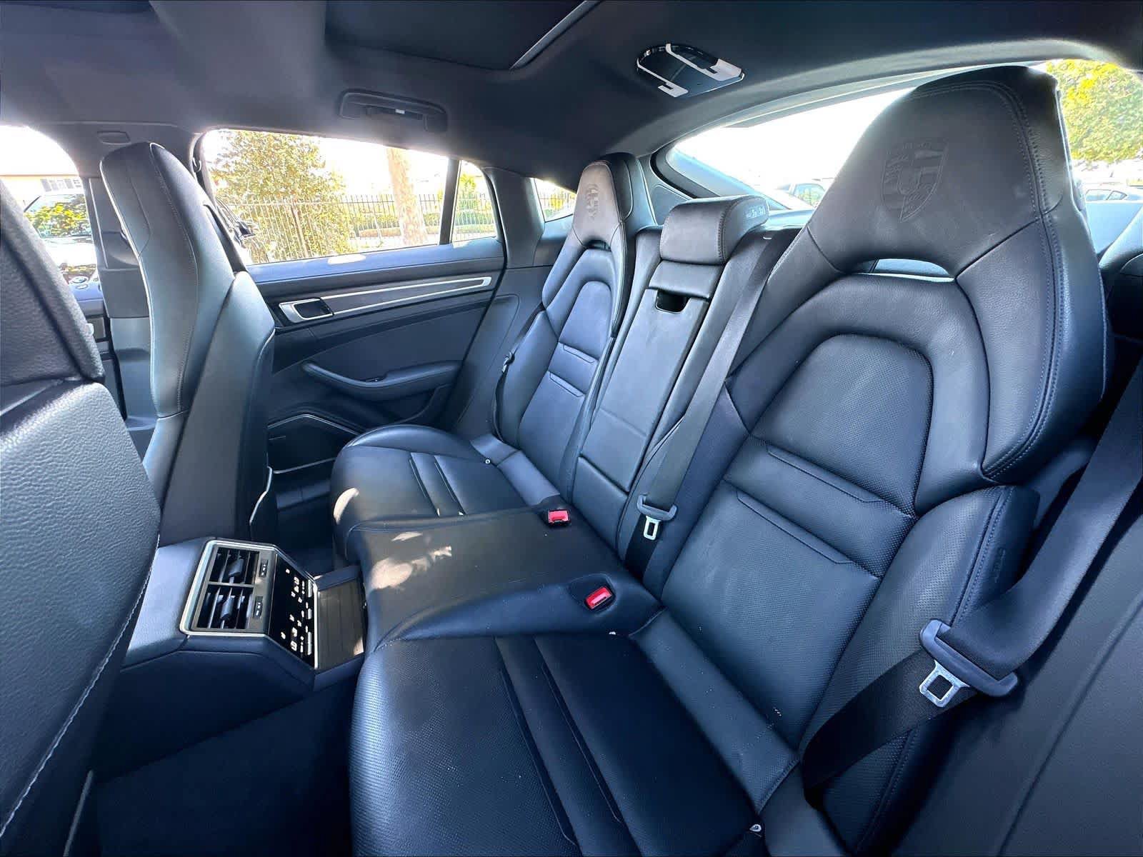 Used 2023 Porsche Panamera 4 Platinum Edition w/ Assistance Package AWD/4WD image 23