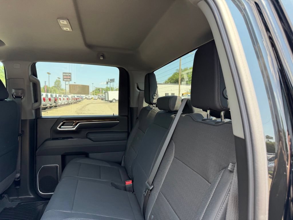 New 2026 GMC Sierra 2500 SLE w/ SLE Convenience Package AWD/4WD image 11