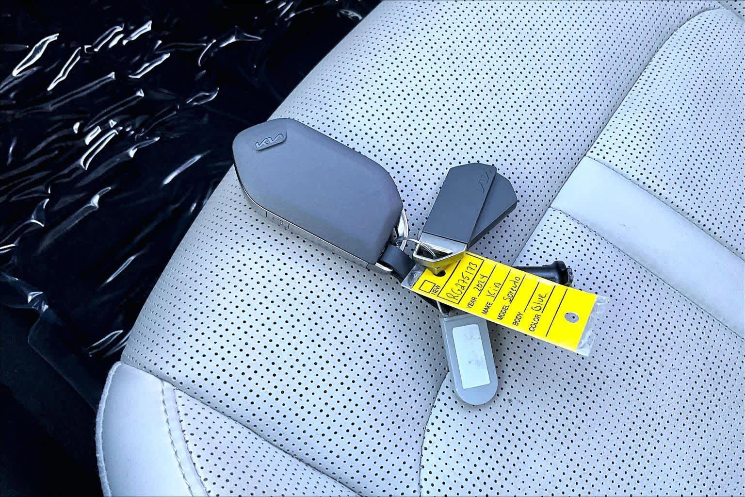 Used 2024 Kia Sorento SX FWD image 15