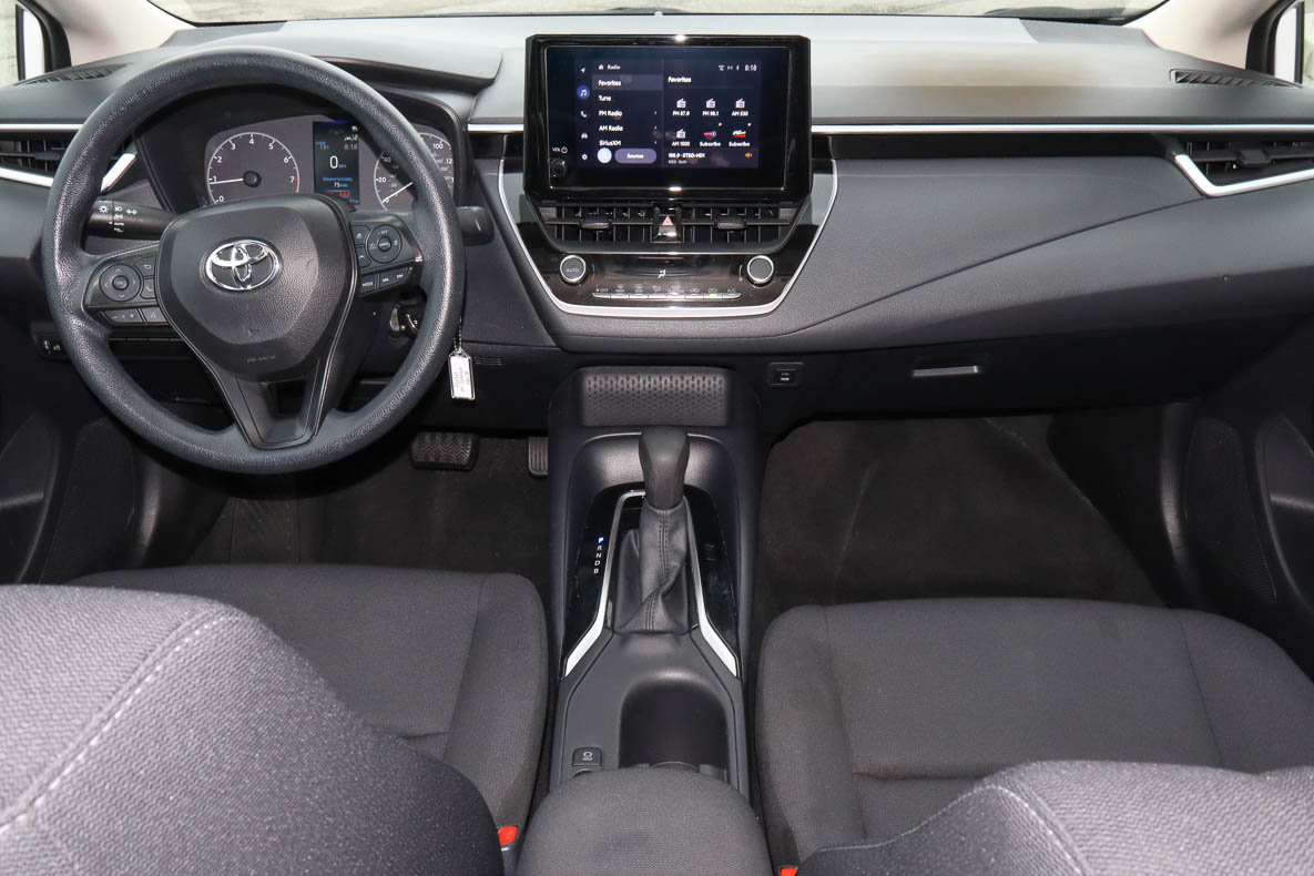 Used 2024 Toyota Corolla LE FWD image 10