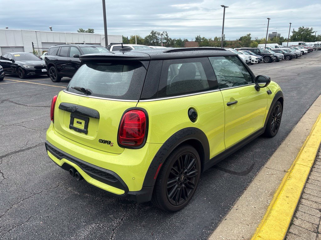 Used 2024 MINI Cooper S FWD image 3