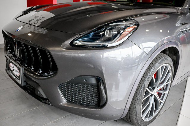 Used 2023 Maserati Grecale Modena AWD/4WD image 10
