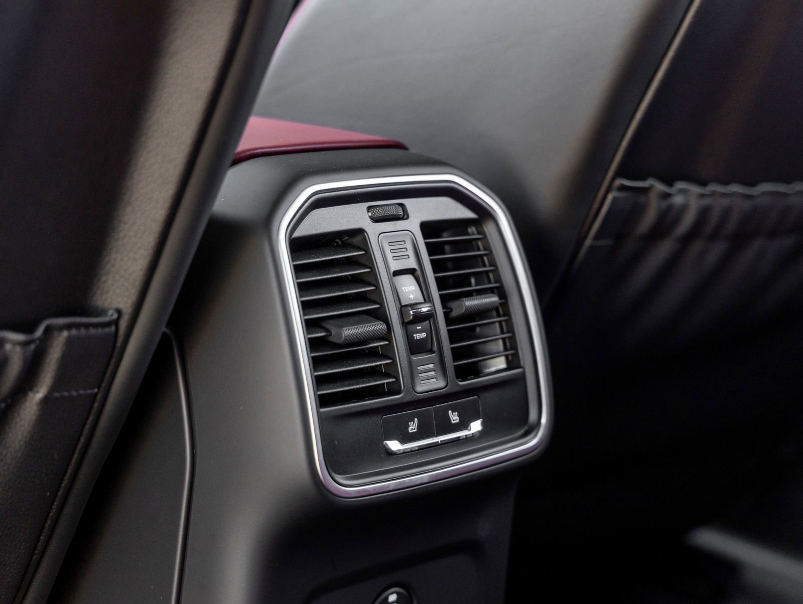 New 2026 Porsche Macan S AWD/4WD image 39