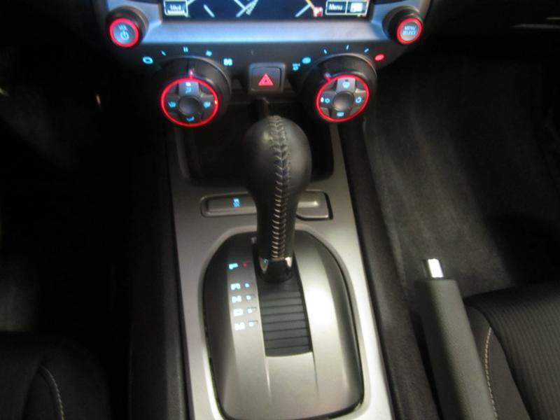 Used 2015 Chevrolet Camaro LT RWD image 19