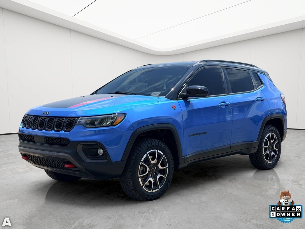 Certified 2026 Jeep Compass Trailhawk AWD/4WD image 2