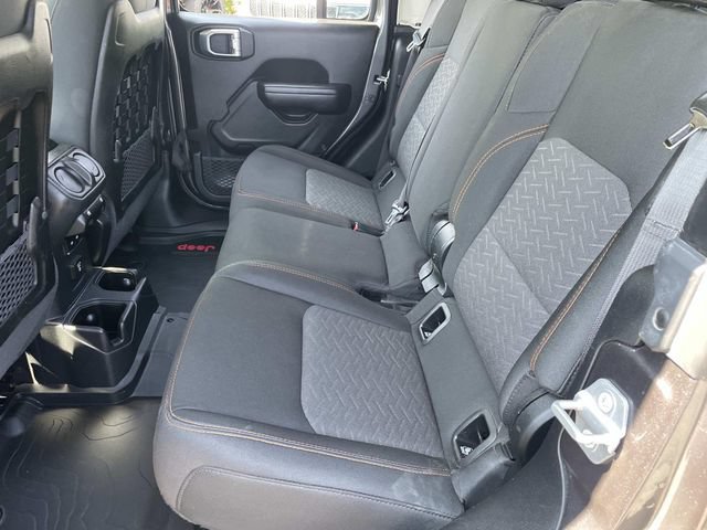 Used 2021 Jeep Gladiator Mojave w/ LED Lighting Group AWD/4WD image 17