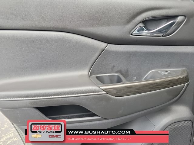 Used 2023 GMC Acadia SLT FWD image 15