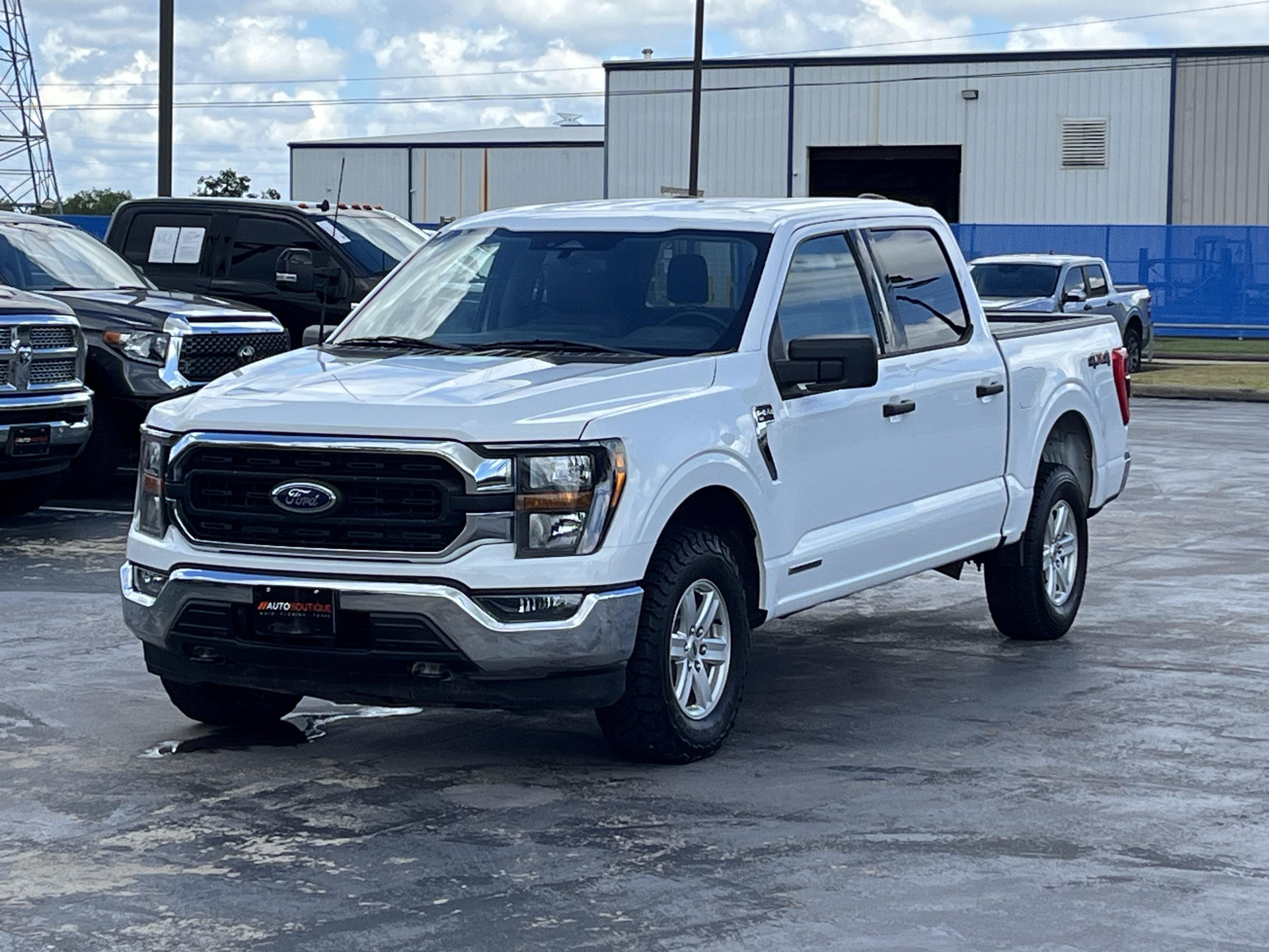 Used 2023 Ford F150 XLT w/ Equipment Group 301A Mid AWD/4WD image 3