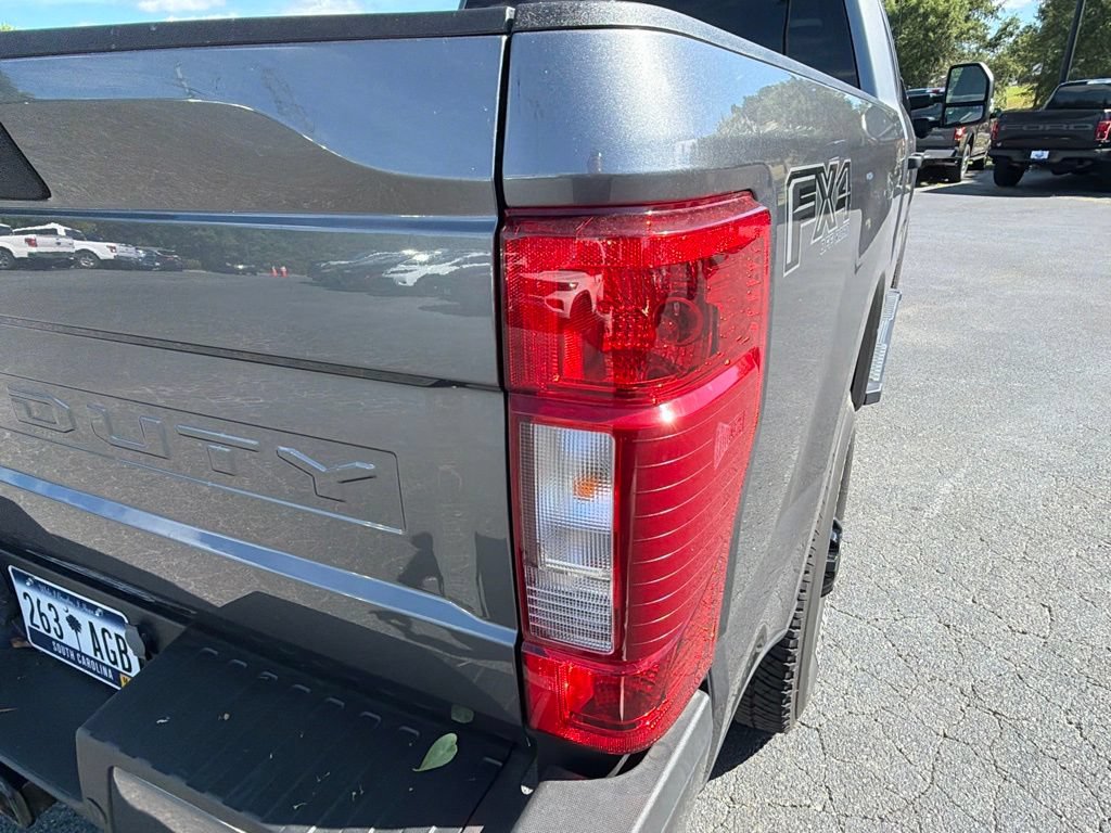 Used 2022 Ford F250 XLT w/ Black Appearance Package AWD/4WD image 26