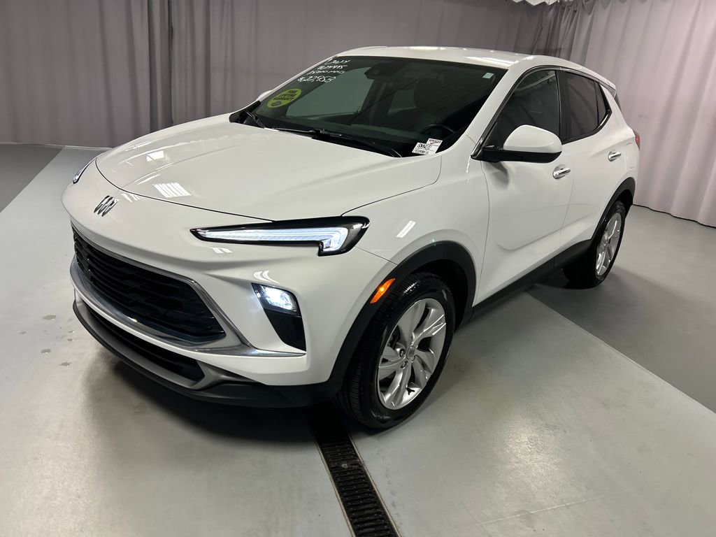 Used 2024 Buick Encore GX Preferred image 3
