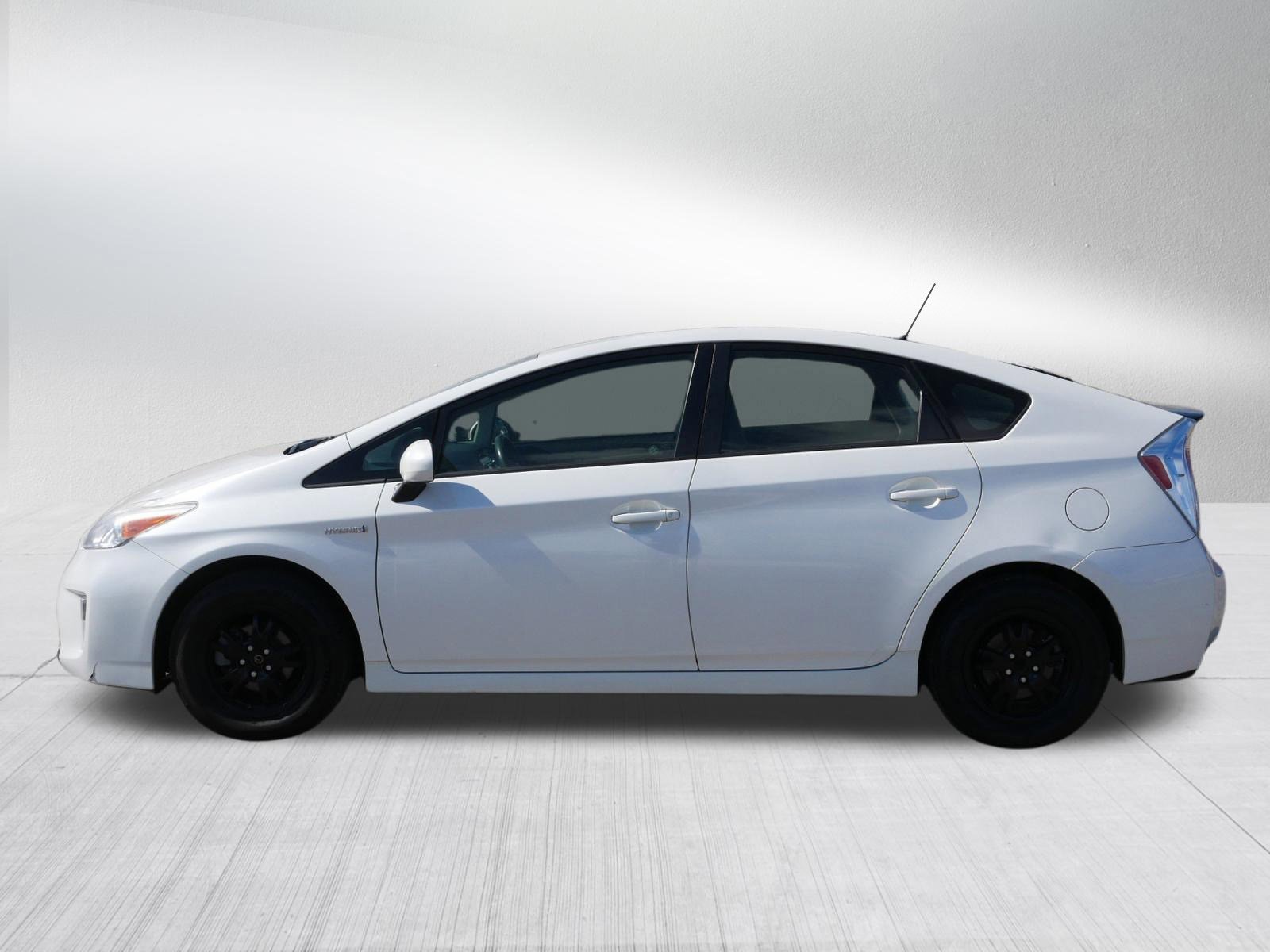 Used 2013 Toyota Prius Two image 4