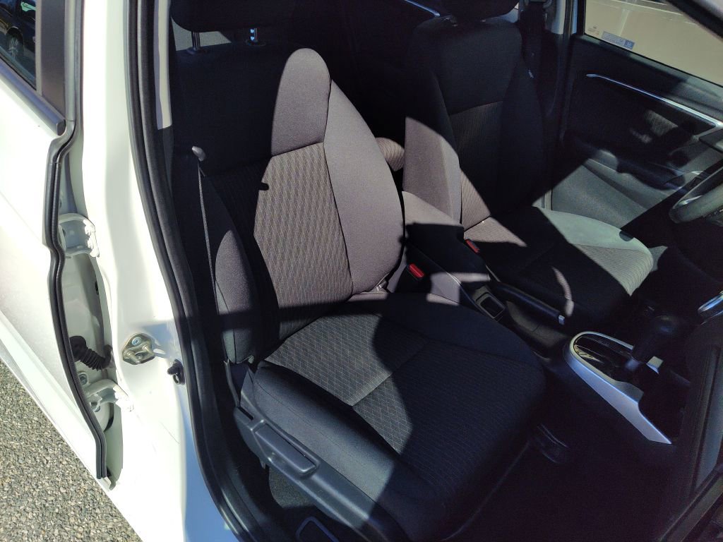 Used 2019 Honda Fit EX image 19