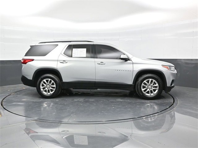 Used 2021 Chevrolet Traverse LT w/ LPO, Floor Liner Package image 8