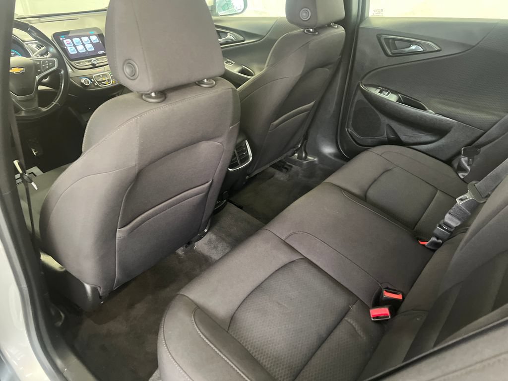 Used 2018 Chevrolet Malibu LT w/ Driver Confidence Package FWD image 38