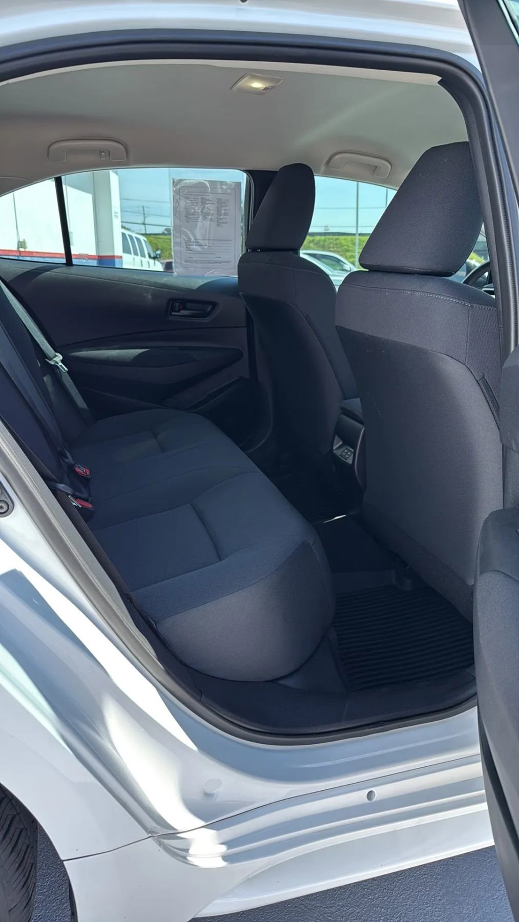 Used 2025 Toyota Corolla LE image 11