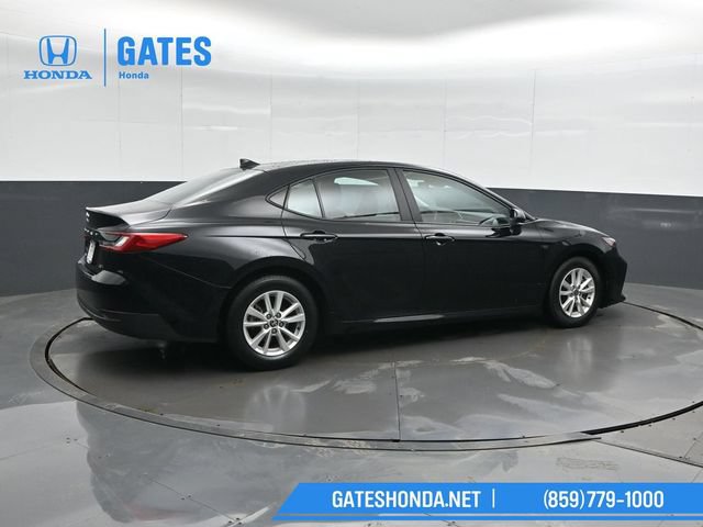 Used 2025 Toyota Camry LE w/ Convenience Package FWD image 2