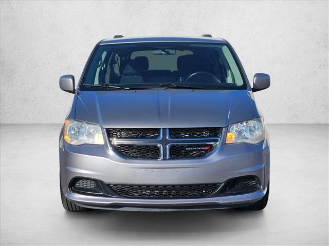 Used 2014 Dodge Grand Caravan SXT w/ Rear Park Assist Package FWD image 2
