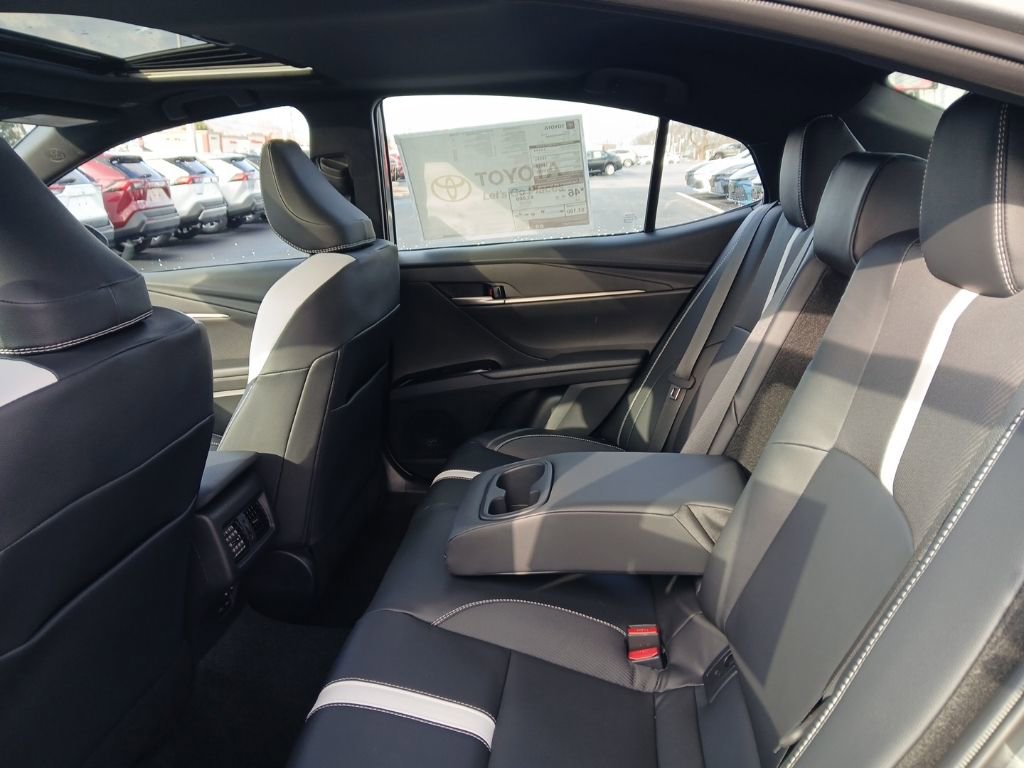 New 2026 Toyota Camry SE image 9