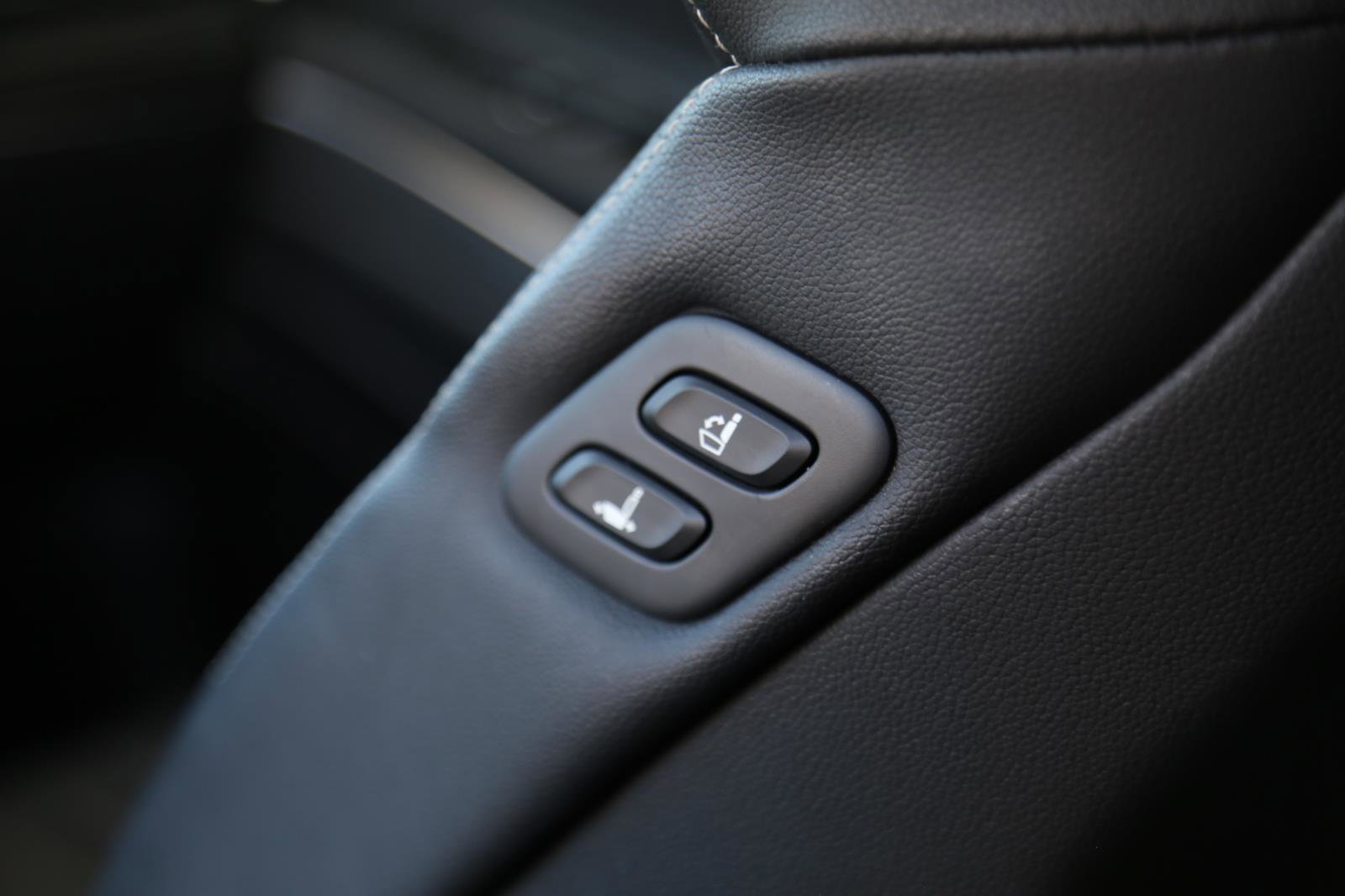 Used 2024 Genesis GV80 2.5T AWD/4WD image 24