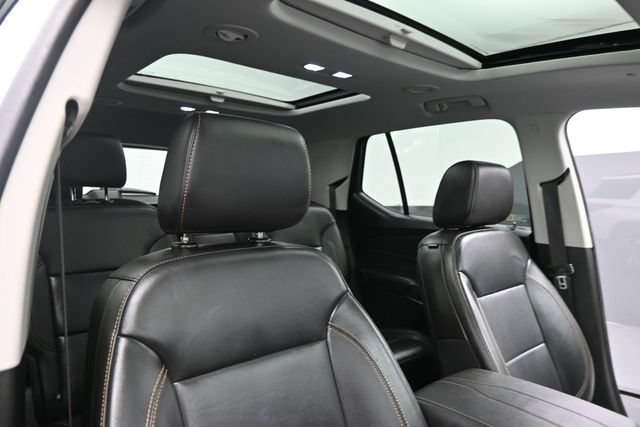 Used 2021 Chevrolet Traverse LT w/ LT Premium Package AWD/4WD image 31