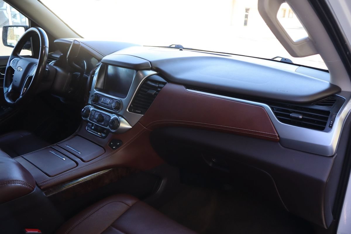 Used 2018 Chevrolet Tahoe Premier AWD/4WD image 17