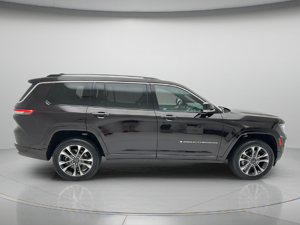 Used 2023 Jeep Grand Cherokee L Overland w/ Advanced Protech Group III AWD/4WD image 6