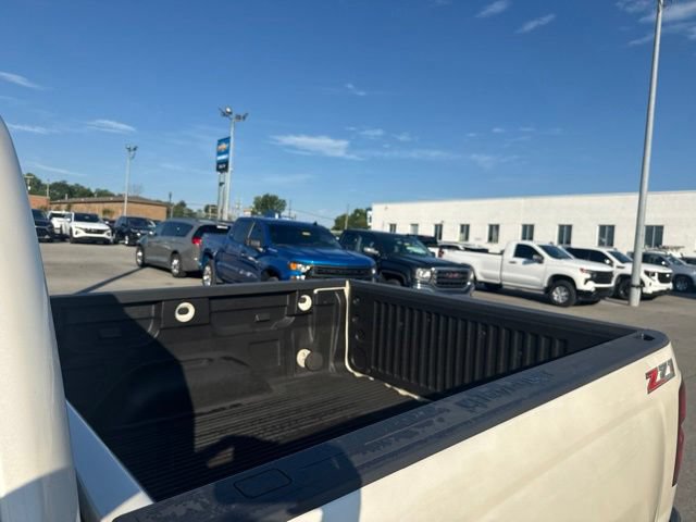 Used 2015 Chevrolet Silverado 1500 LT w/ All Star Edition AWD/4WD image 12