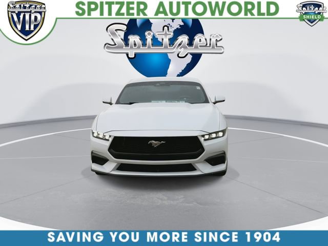 Used 2025 Ford Mustang Premium image 4