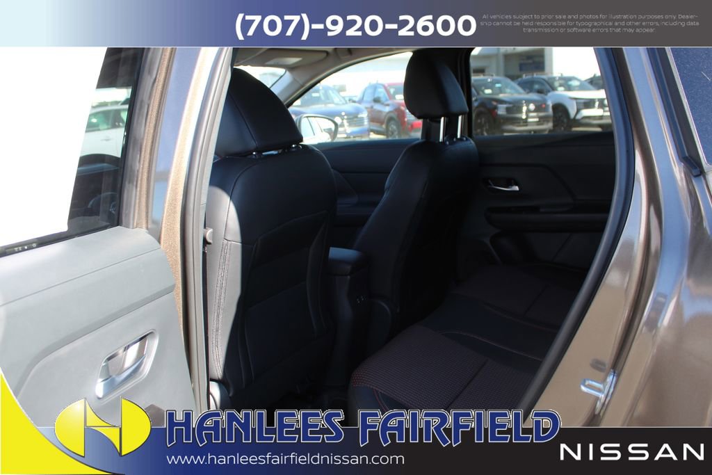 New 2026 Nissan Kicks SR w/ Illumination Package FWD image 14
