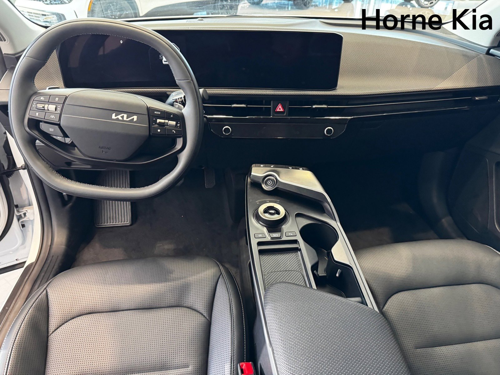 New 2025 Kia EV6 Wind image 12