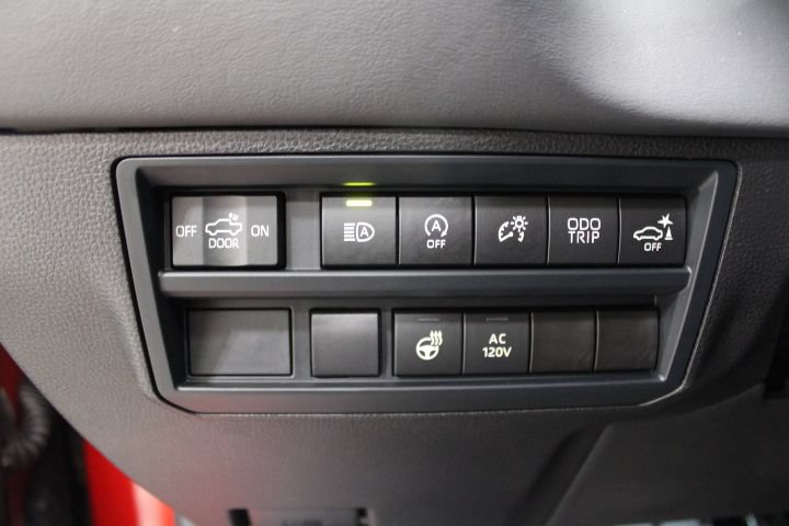 Used 2025 Toyota Tundra Platinum w/ TRD Off-Road Package AWD/4WD image 46