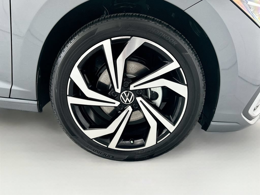 New 2026 Volkswagen Jetta SEL FWD image 31